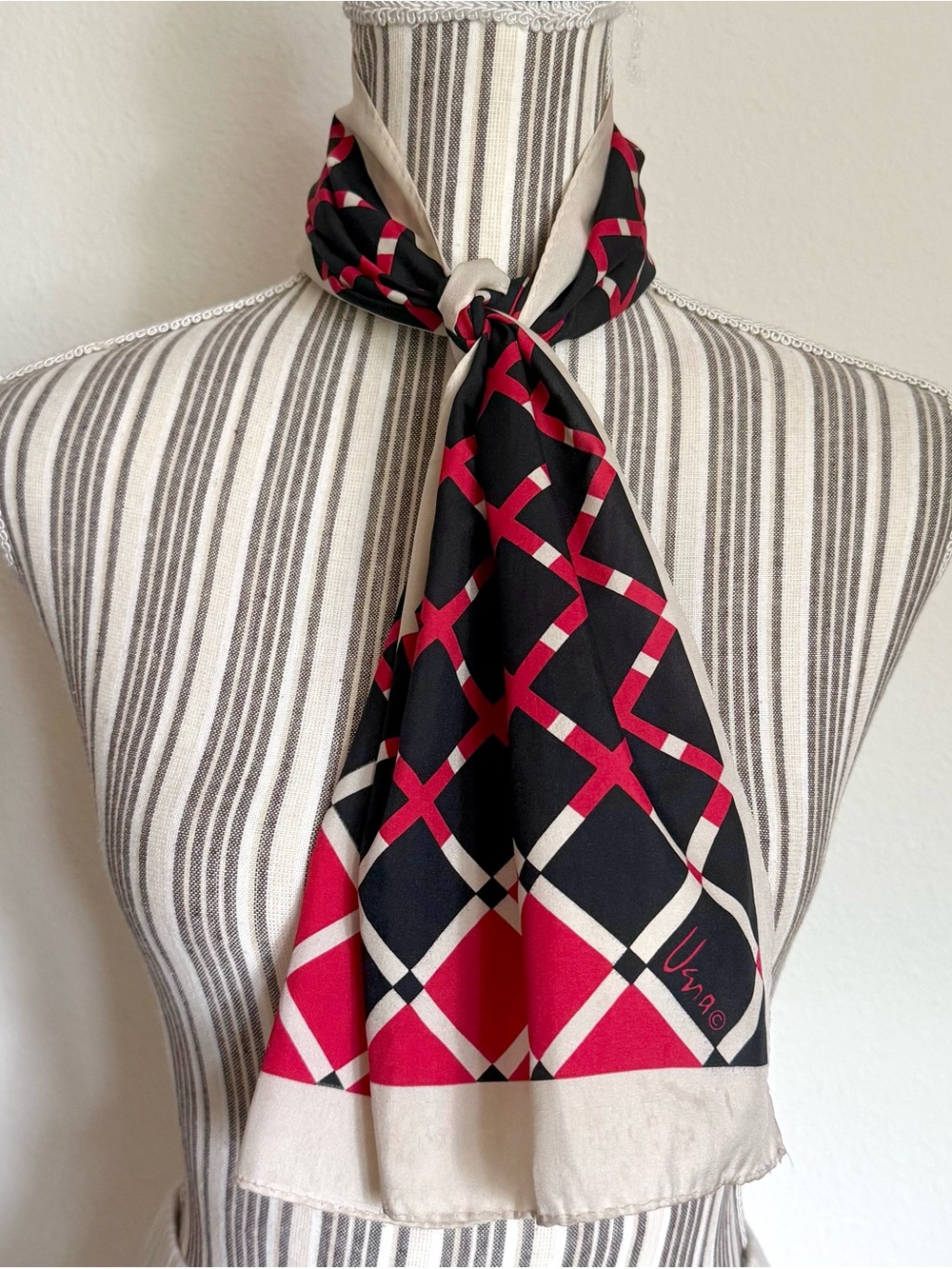 Vintage 70s Vera Oblong Scarf Black Red Mod Geometric Retro Scarf